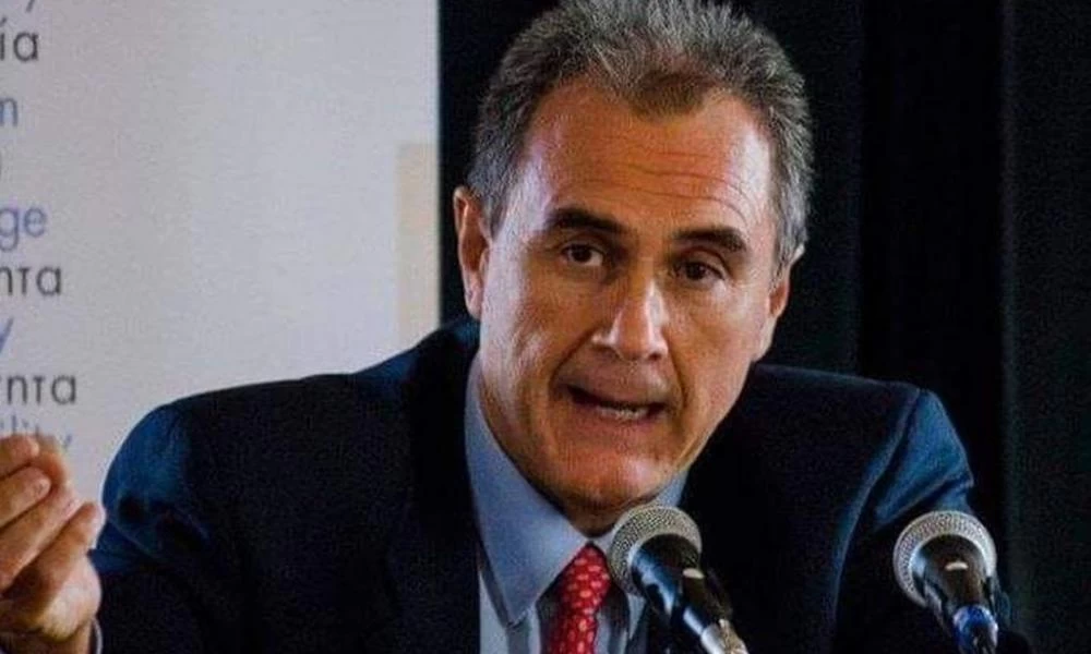 Φενέκος: Ισορροπημένη θεσμικά η εξωτερική πολιτική Μπάιντεν, όχι «φιλελληνική»